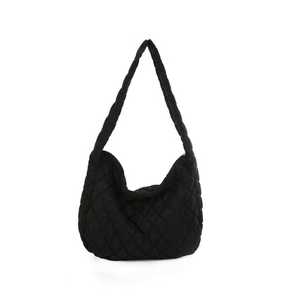 Warm Totes Shoulder Bags